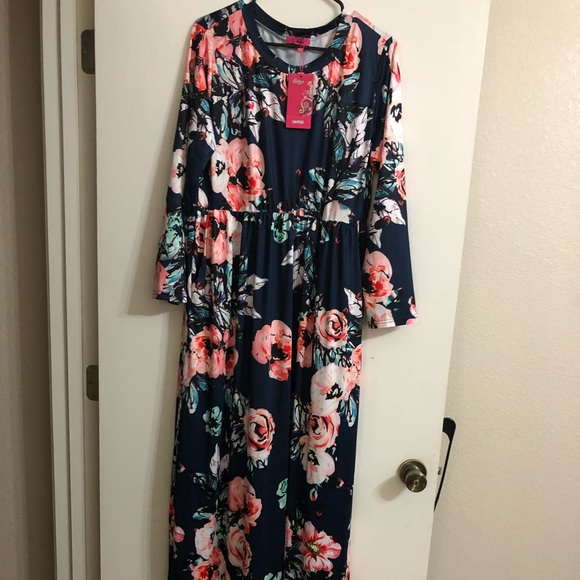 2xl beautiful long dress with tags! - Picture 1 of 3